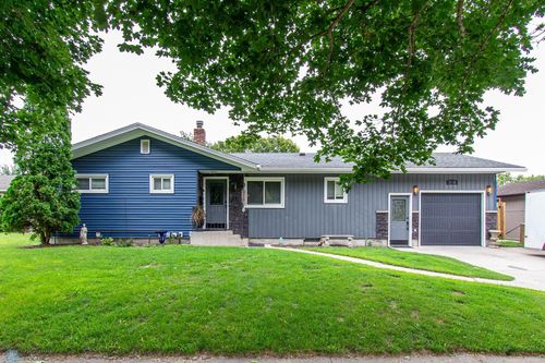 516 16th St S, Moorhead, MN, 56560-5761 | Card Image