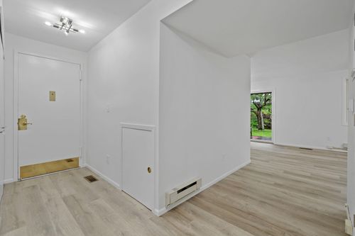 apt-f-60 Kirby Close, Yorktown Heights, NY, 10598-1448 | Card Image