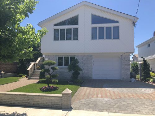 87 161st Ave, Howard Beach, NY, 11414-3053 | Card Image