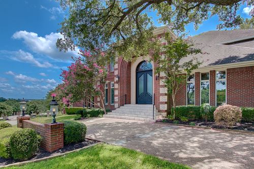 4707 Mantle Dr, Austin, TX, 78746-1516 | Card Image