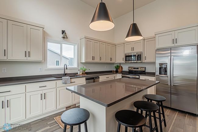 Kitchen | Image 9