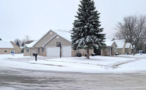 100 Bentwood Drive, BRILLION, WI, 54110 | Card Image