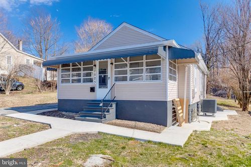 7503 Riddle Ave, BALTIMORE, MD, 21224-1946 | Card Image