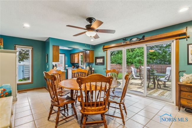 6727 Pelton Dr, House other with 3 bedrooms, 2 bathrooms and 2 parking in Whitehouse OH | Image 20