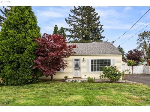 4004 Se 97th Ave, Portland, OR, 97266-2652 | Card Image