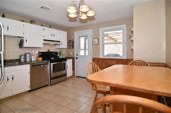 77 Phillips St, House other with 2 bedrooms, 1 bathrooms and 3 parking in Woonsocket RI | Image 6