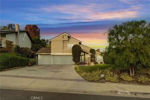 31226 Belford Dr, San Juan Capistrano, CA, 92675-1833 | Card Image