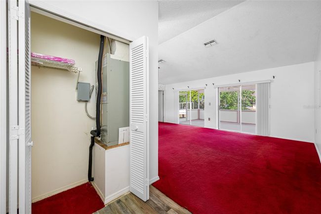 7309 Berwick Way, House other with 3 bedrooms, 2 bathrooms and null parking in Weeki Wachee FL | Image 7
