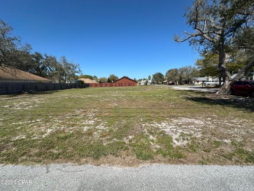 8620 N Lagoon Dr, Panama City Beach, FL, 32408-4547 | Card Image