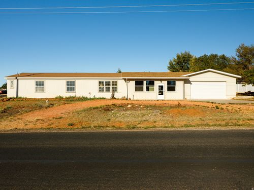 1686 S Powell Dr, Kanab, UT, 84741-6190 | Card Image
