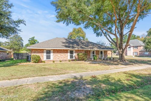 100 Eton Cir, Lafayette, LA, 70508-7114 | Card Image