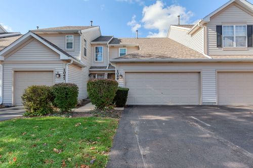 1049 Horizon Rdg, Lake In The Hills, IL, 60156-6127 | Card Image