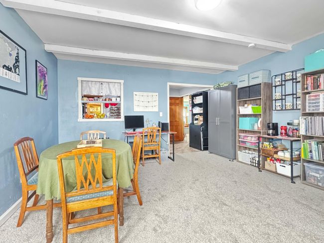 Family Room | Image 23