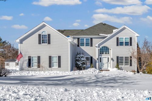 55 Old Dairy Ln, Shelton, CT, 06484-2174 | Card Image