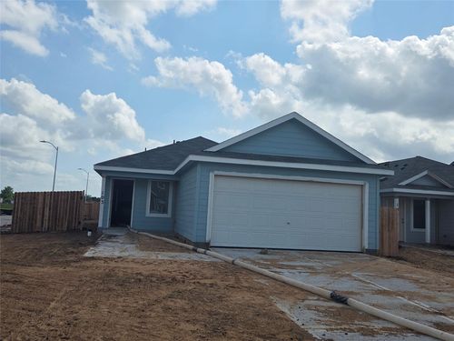 319 Brandi Dr, Wharton, TX, 77488-5233 | Card Image