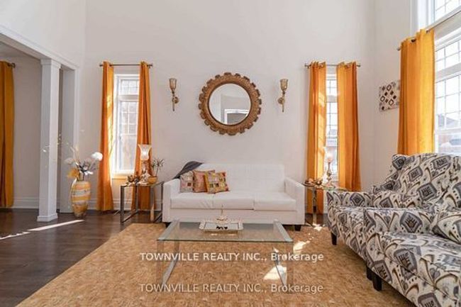 13 John Carroll Dr, House other with 8 bedrooms, 7 bathrooms and 8 parking in Brampton ON | Image 6