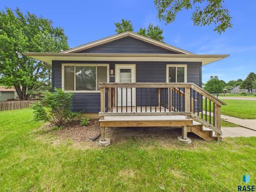 1104 S Joliet Ave Avenue, Sioux Falls, SD, 57110 | Card Image