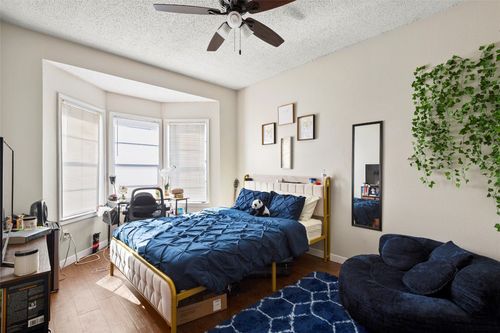 apt-208-915 W 23rd St, Austin, TX, 78705-5045 | Card Image