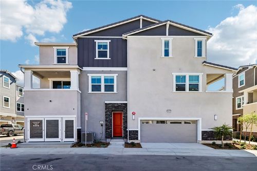 601 Lotus Dr, San Marcos, CA, 92069-2403 | Card Image