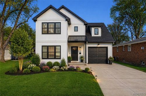 93 Gordon St, Amherst, NY, 14221-5113 | Card Image