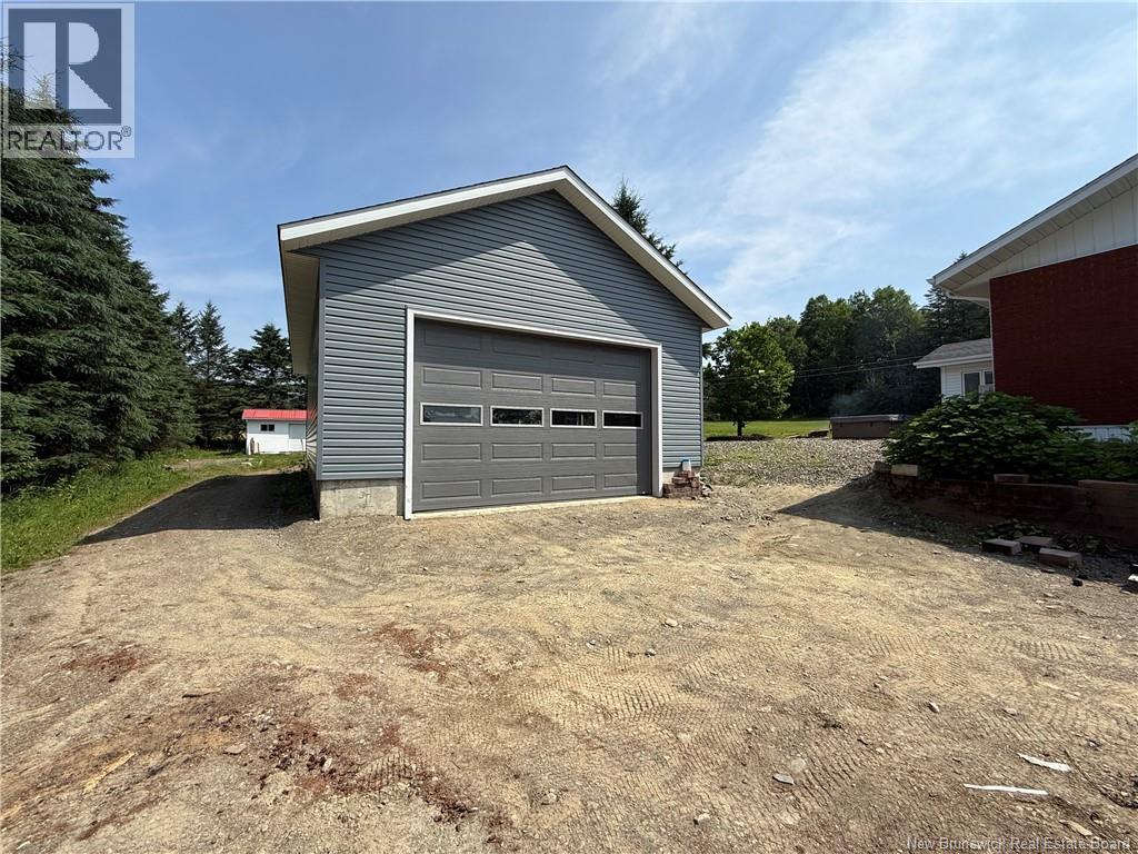 Residential in St-Hilaire 3