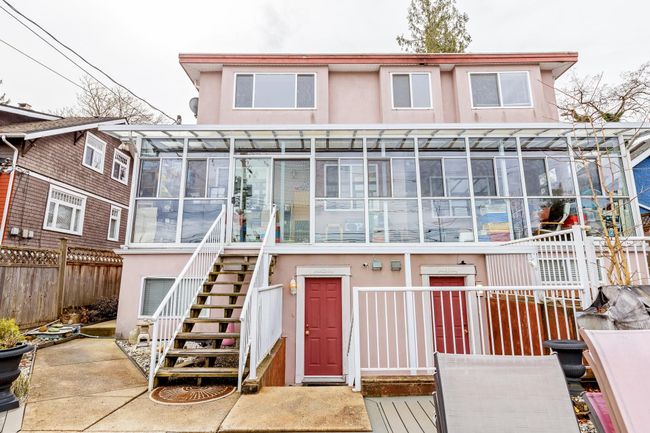 2575 W 10 Th Avenue, House other with 8 bedrooms, 6 bathrooms and 5 parking in Vancouver BC | Image 32