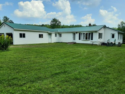 276 Pittston Road, Whitefield, ME, 04353 | Card Image