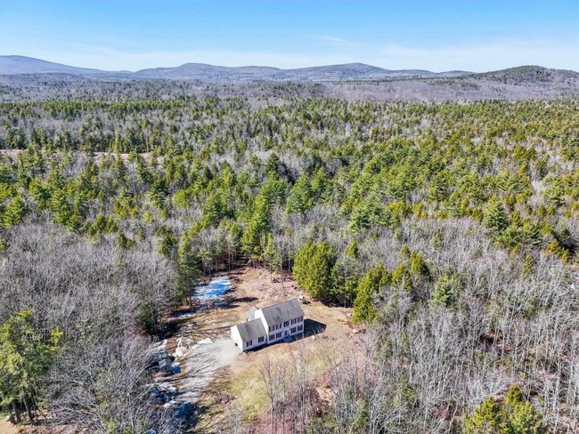 24 Salisbury Rd, House other with 3 bedrooms, 3 bathrooms and null parking in Mont Vernon NH | Image 37