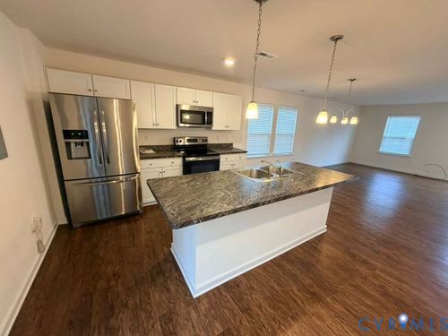 1501 Stonewall Manor Dr, Henrico, VA, 23228-3305 | Card Image