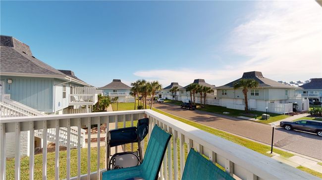 APT-201 - 4901 State Highway 361, Condo with 2 bedrooms, 2 bathrooms and null parking in Port Aransas TX | Image 9