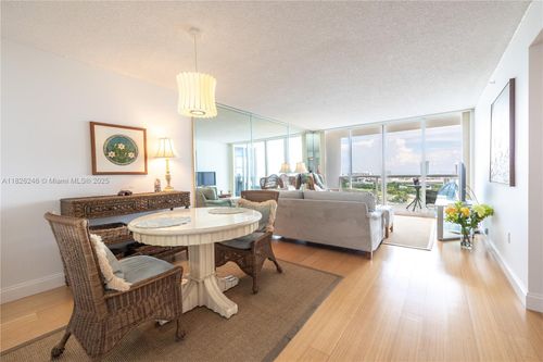 apt-2405-1800 Purdy Ave, Miami Beach, FL, 33139-1461 | Card Image