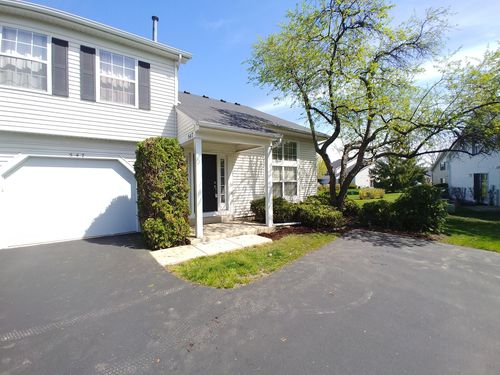 547 East Ave, Streamwood, IL, 60107-2206 | Card Image