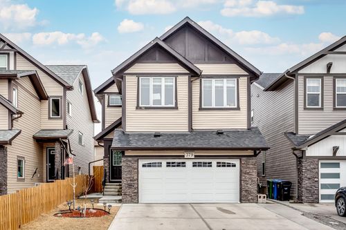 379 Skyview Shores Manor Ne, Calgary, AB, T3N0H4 | Card Image