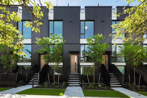 2408 E 12th Avenue, Vancouver, BC, V5N0E3 | Card Image