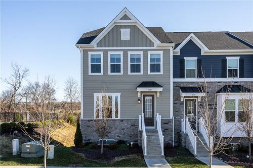 3037 Mahican Cir, Mars, PA, 16046-7045 | Card Image