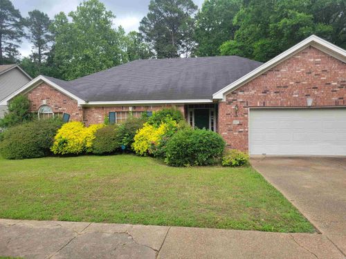 16107 Otter Creek Pkwy, Little Rock, AR, 72210-5719 | Card Image