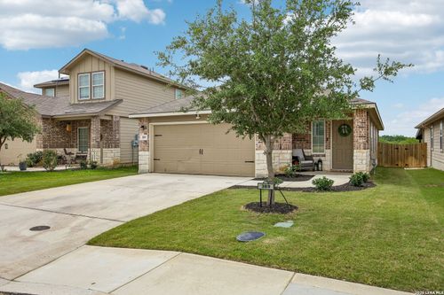 389 Middle Green Loop, Floresville, TX, 78114-0050 | Card Image