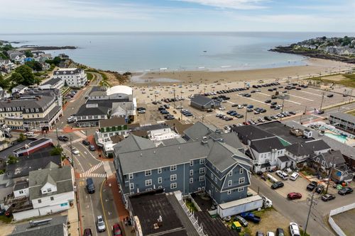 210-212-3-1 Ocean Ave, York, ME, 03909-6576 | Card Image