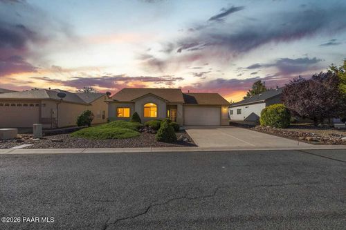 6943 E Sandhurst Dr, Prescott Valley, AZ, 86314-3803 | Card Image