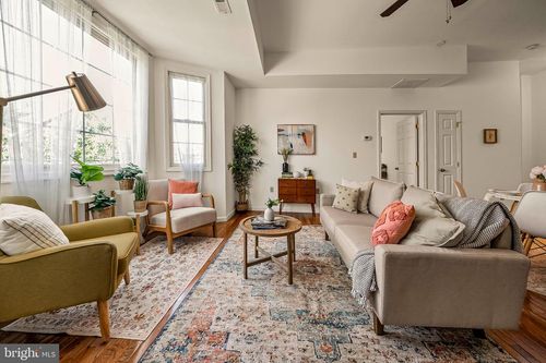 3r-128 South St, PHILADELPHIA, PA, 19147-2428 | Card Image
