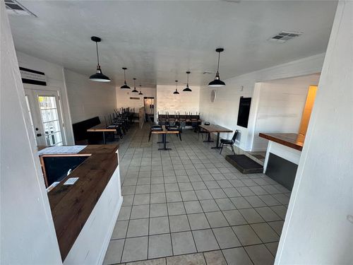 304 W Blakely St, Rush Springs, OK, 73082 | Card Image