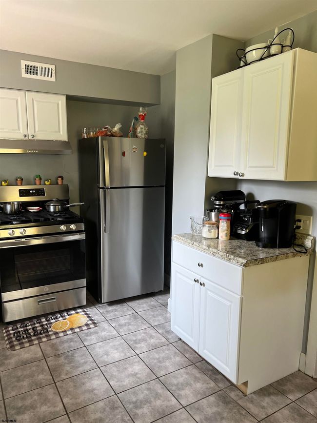 1414 Garfield Ave, House other with 3 bedrooms, 1 bathrooms and null parking in Pleasantville NJ | Image 4