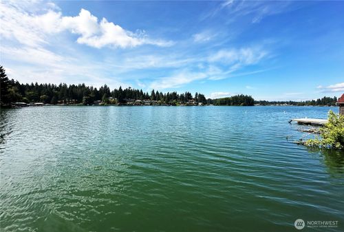 10826 Meadow Rd Sw, Lakewood, WA, 98499-1314 | Card Image