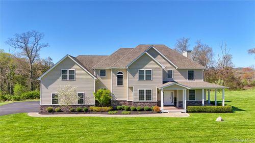 2 Heidi Ln, Chester, NY, 10918-4725 | Card Image