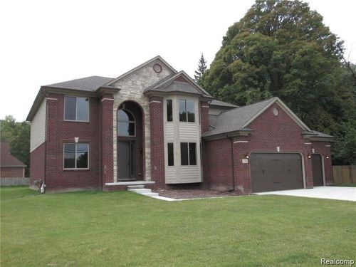 72859 Sorrel Dr, Bruce Twp, MI, 48065-3934 | Card Image