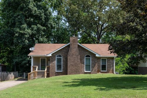 2269 Ermine Dr, Clarksville, TN, 37043-5261 | Card Image