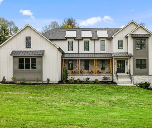 9409 Clovercroft Rd, Franklin, TN, 37067-8132 | Card Image