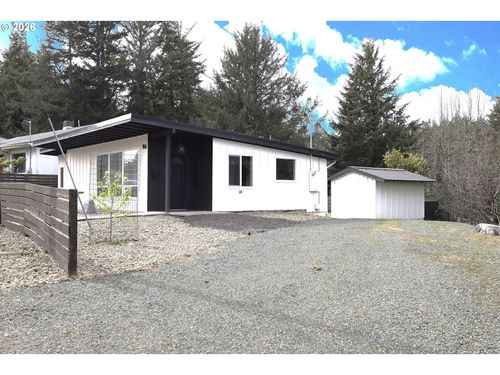 1166 Winsor Ave, North Bend, OR, 97459-3641 | Card Image