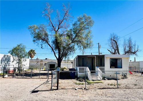 528 Harbor Dr, Bullhead City, AZ, 86442-5465 | Card Image