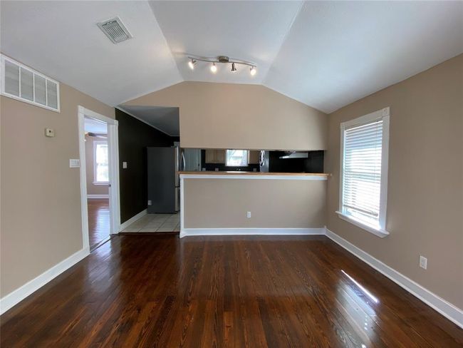 1110 E 27 Th St, House other with 5 bedrooms, 3 bathrooms and 2 parking in Houston TX | Image 15